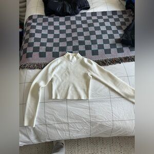 DISSH white long sleeve